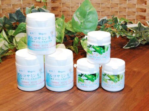 健康食品　グルコサミンモアーとビタミンC